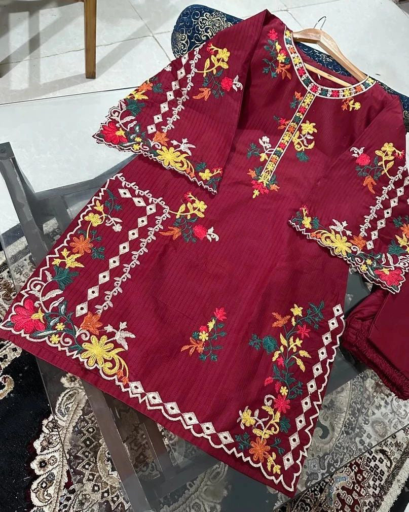 👗Multi Embroidered 2pc😍
