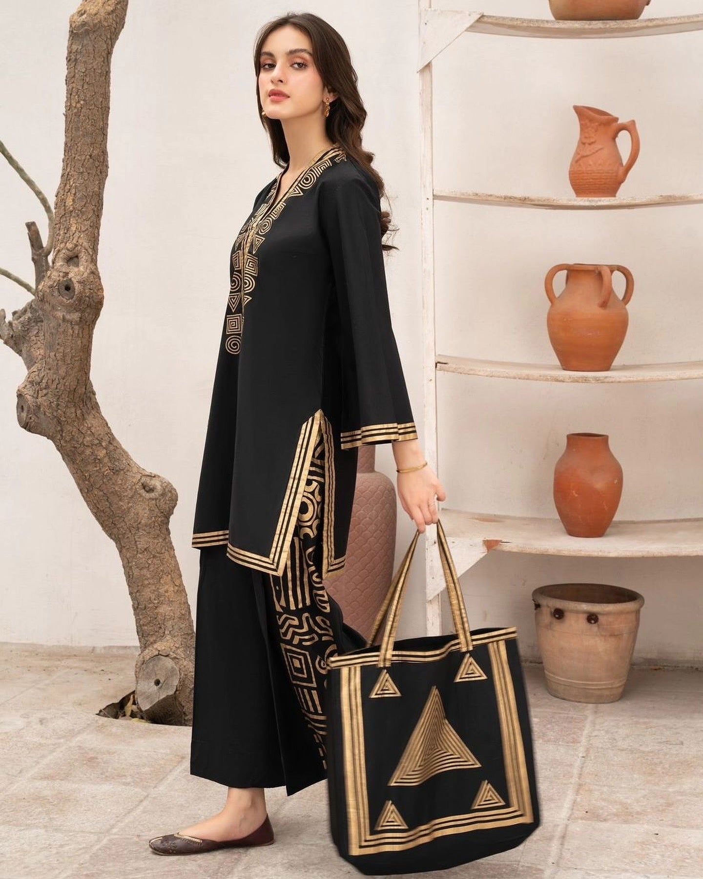 Trendy 3pc with Handbag 👜