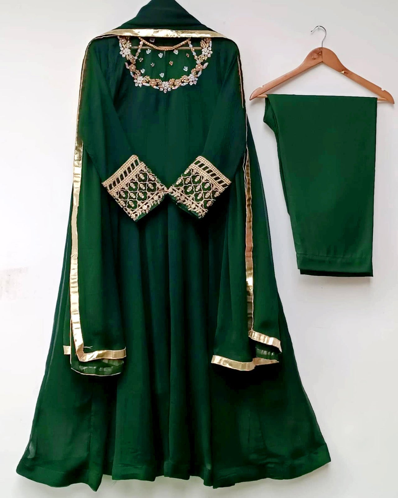 Elegant 3pc Handwork Maxi❤️