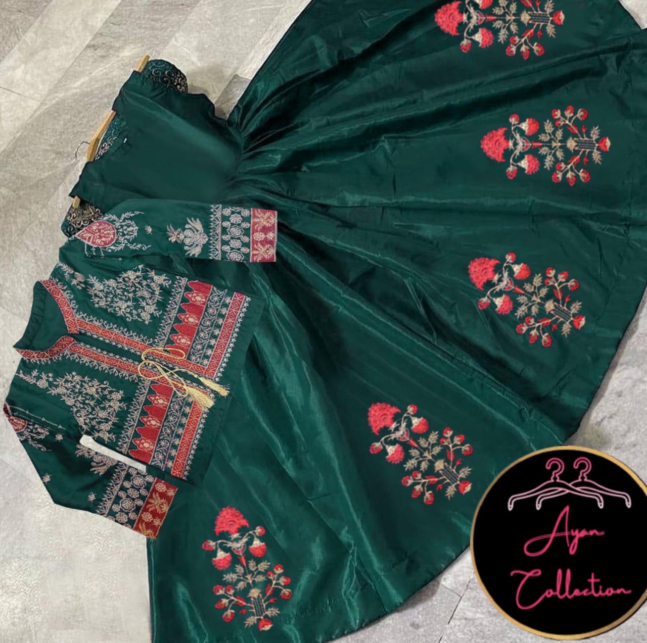 Embroidered Bunch Maxi With koti 😍
