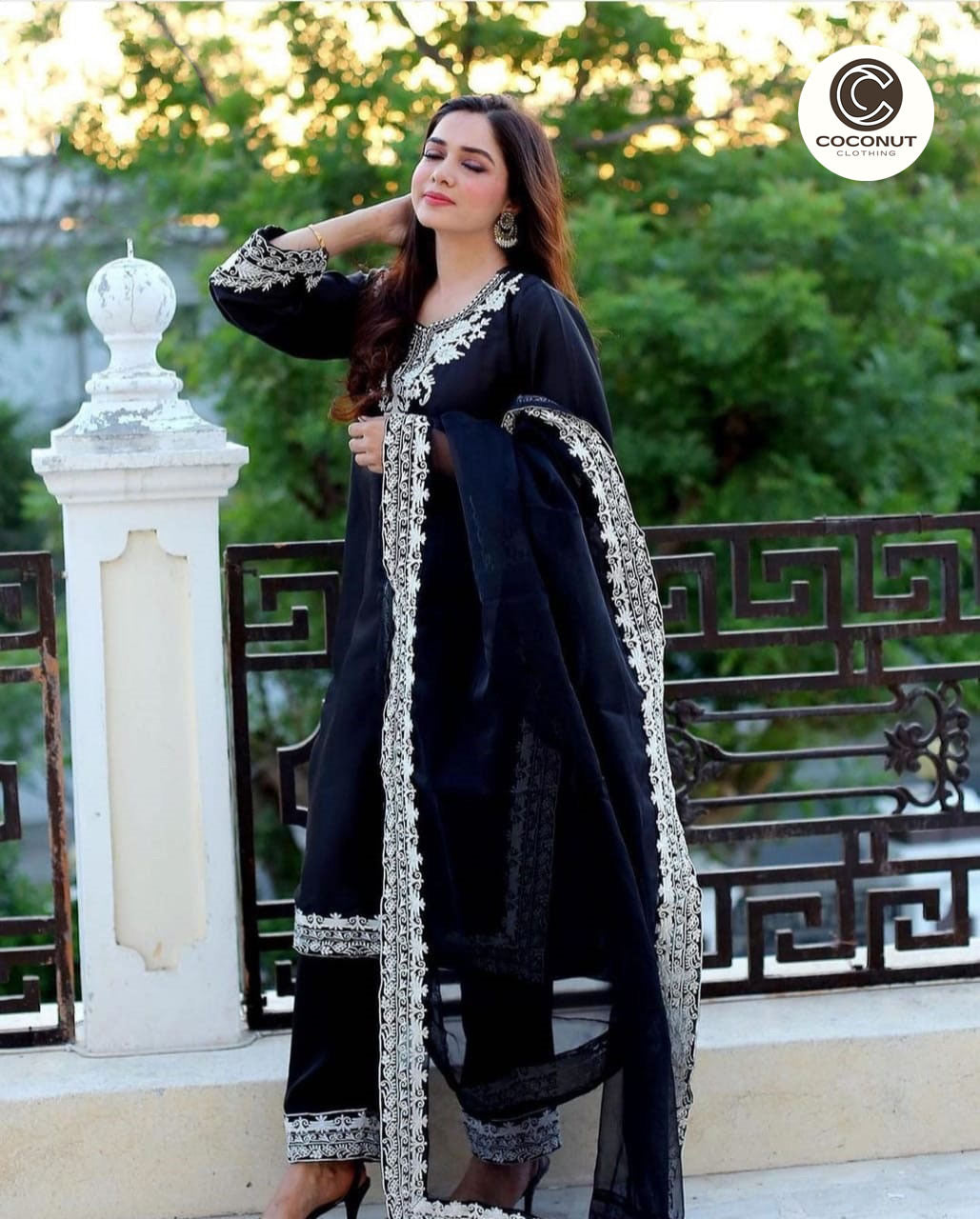 3 Pc Embroidered Elegant 🌸