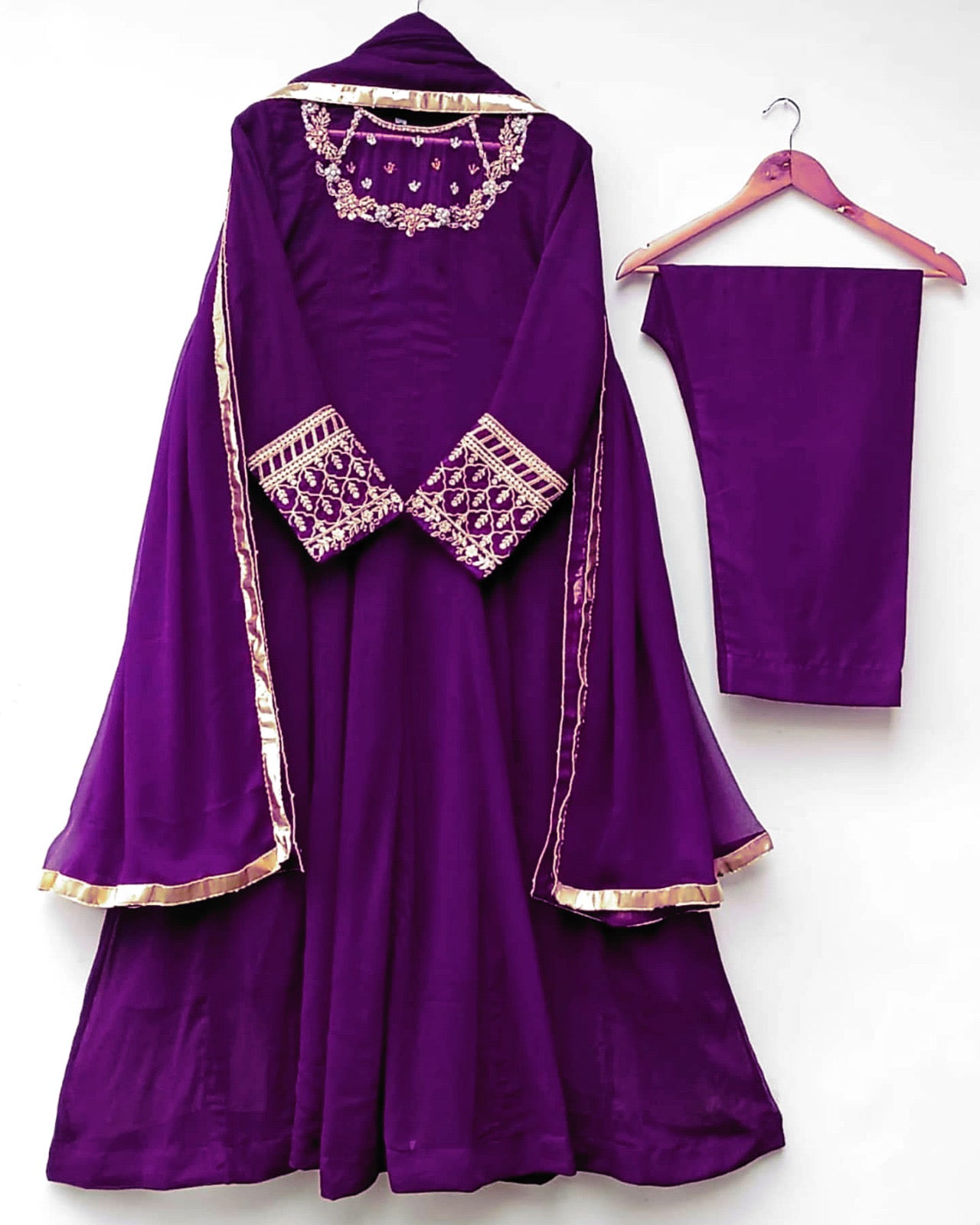 Elegant 3pc Handwork Maxi❤️