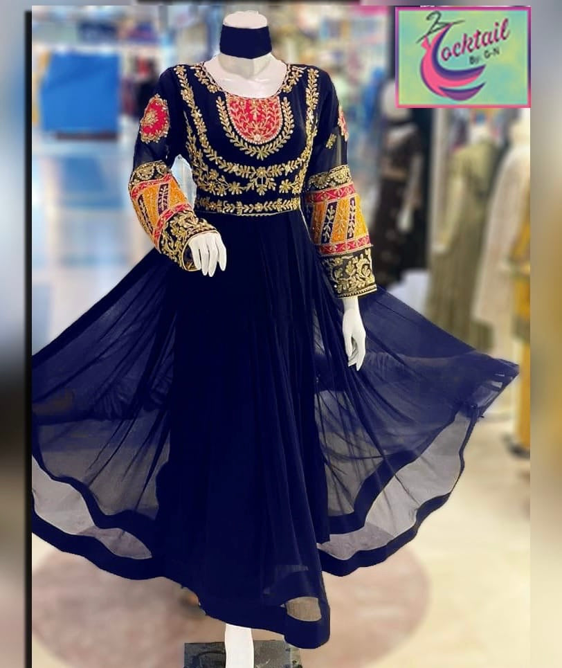 Heavy Maxi with Trouser 2ps
heavy Handwork,Stones work🪞 with Heavy Embroidery Sleeves 😍