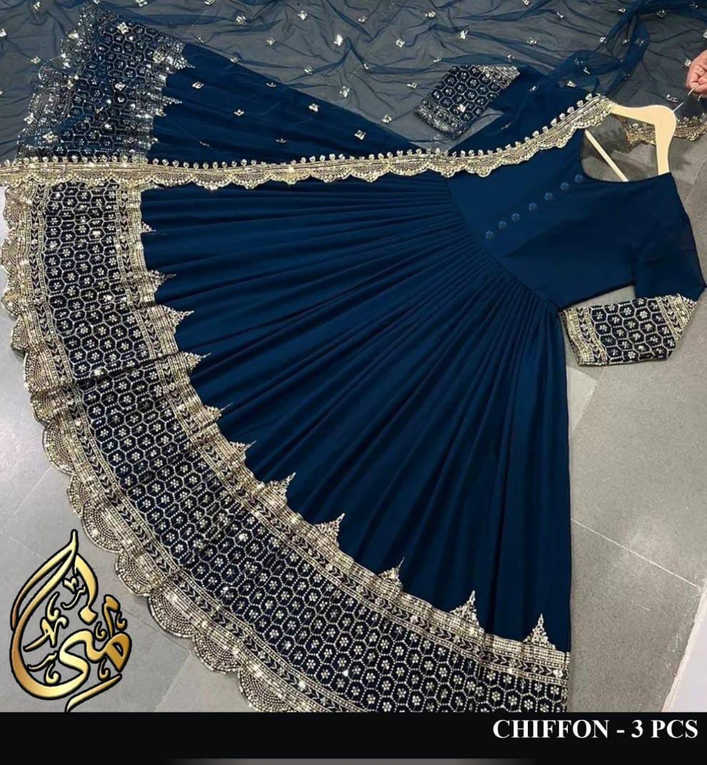 🎁Introducing our Eid Collection in beautiful chiffon!❤️👗
