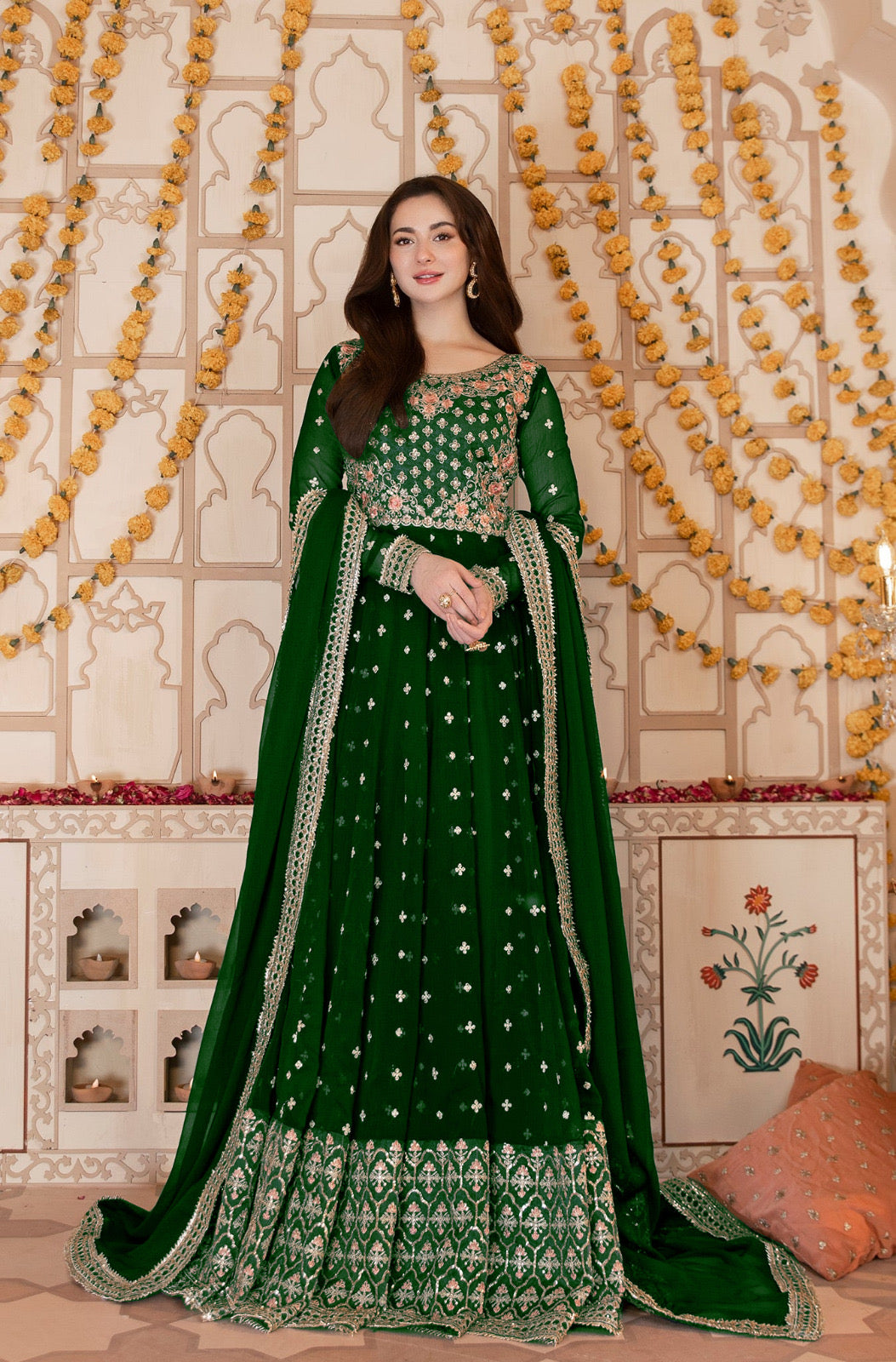 💕Front Heavy Colourful Neck,Sleeves Border Embroidery Maxi With Border Emb Dupatta 3Pcs🖤