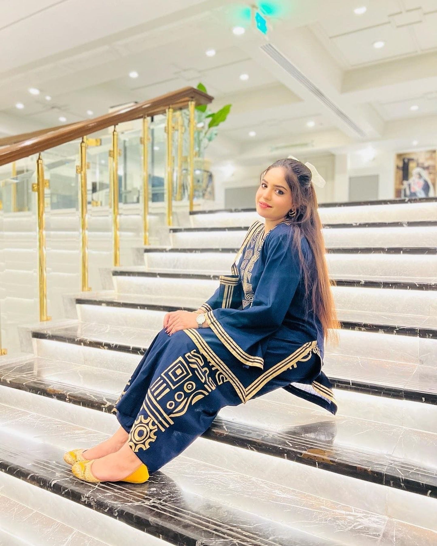 Trendy 3pc with Handbag 👜